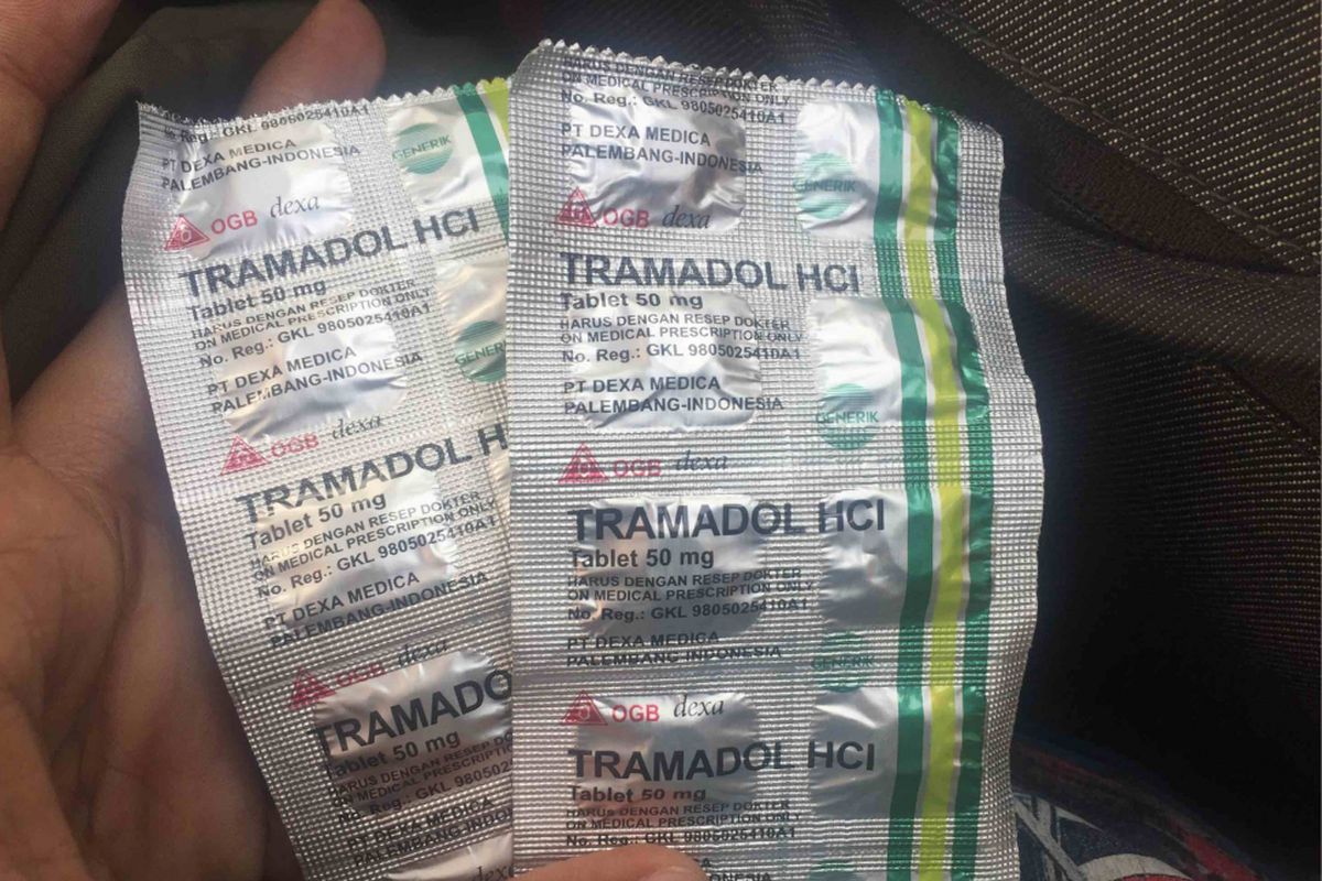 Obat keras merek tramadol dijual bebas di Tanah Abang. Penjual menggunakan istilah dodol untuk menjual obat penghilang nyeri tersebut, Kamis (23/8/2018).