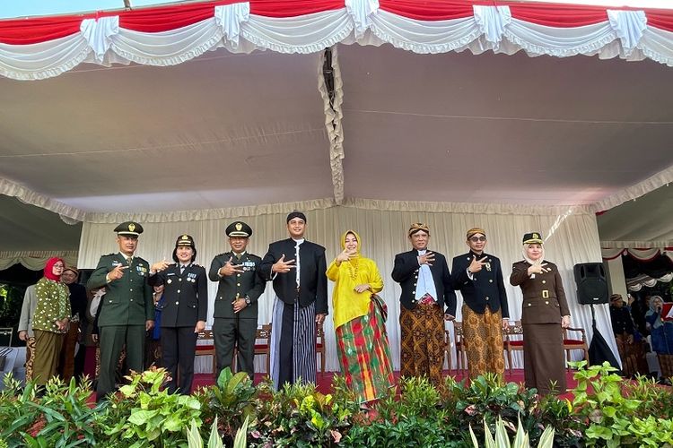 Pemkab Klaten bersama jajaran TNI dan Polri. 