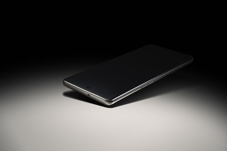 Layar lengkung 3D Curved 120 Hz pada Oppo Reno8 T 5G merupakan layar lengkung tiga dimensi pertama yang hadir pada smartphone Oppo yang memiliki kisaran harga Rp 5 jutaan. 