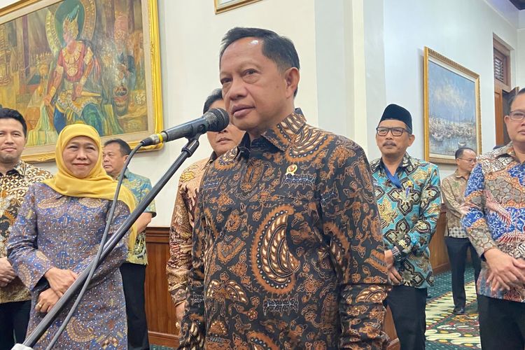 Kepala Daerah Tersandung Korupsi Tak Bisa Langsung Dipecat, Tito: Bukan Anak Kemarin Sore