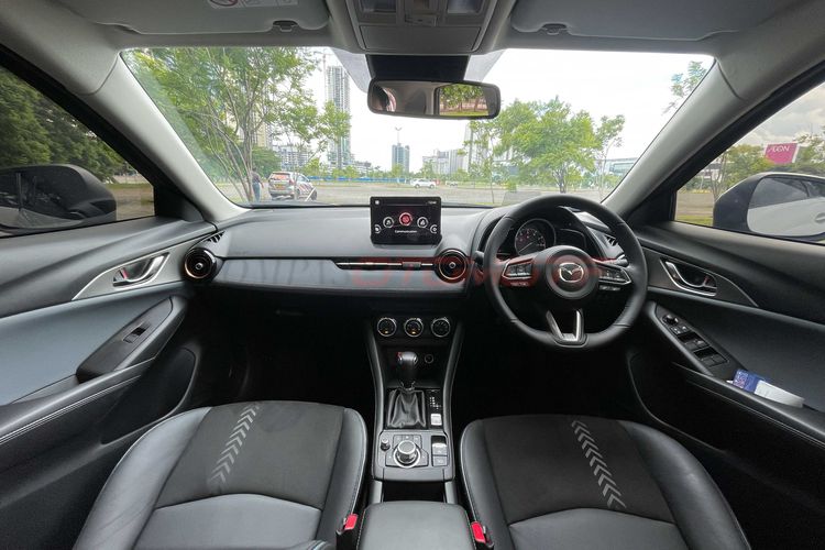 Interior Mazda CX-3 Pro