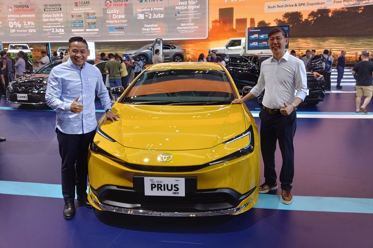 Toyota Prius jadi kampanye Toyota menuju Beyond Zero