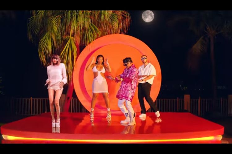 Video musik berjudul ?SG? yang menampilkan DJ Snake, Ozuna, Megan Thee Stallion, dan Lisa BLACKPINK