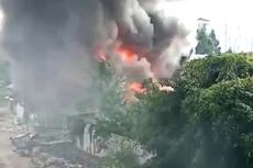 Lapak Rongsok di Kebon Jeruk Kebakaran, 85 Personel Dikerahkan