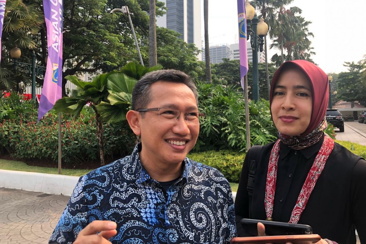 Direktur Polmark Eep Saefulloh dan istrinya Sandrina Malakiano datang ke Balai Kota DKI, Kamis (9/8/2018). 