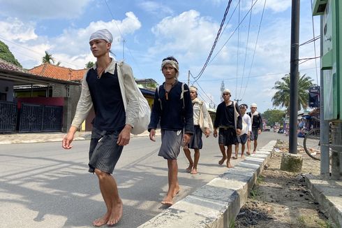 Warga Kanekes Gelar Tradisi Seba Baduy, Jalan Kaki 50 Kilometer Bertemu Pemerintah