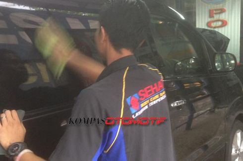 Kaca Mobil Jamuran? Ini Jurus Penangkalnya