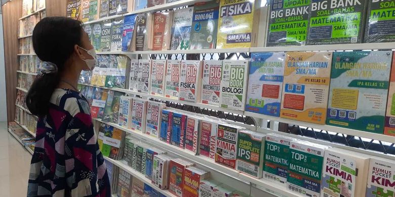 Gramedia terdekat dari lokasi saya