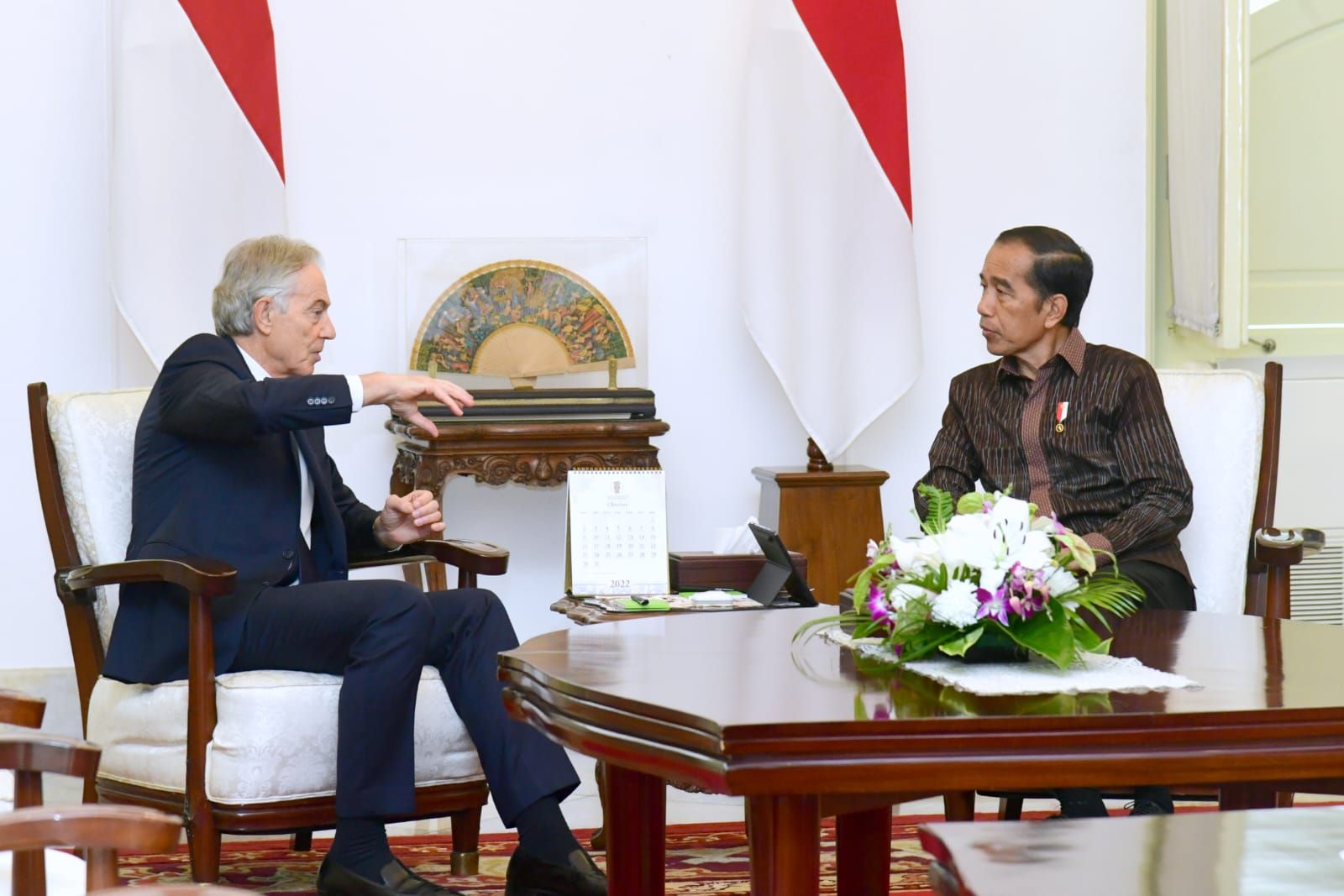 Jokowi Bertemu Tony Blair di Istana, Minta IKN Dipromosikan ke Dunia