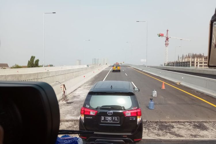 Kondisi Jalan Tol Layang Jakarta-Cikampek, Rabu (4/12/2019)