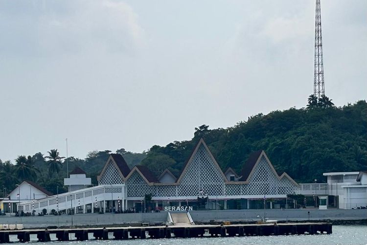 15 Jam Perjalanan Laut Menyambangi PLBN Serasan, Gerbang Negara di Natuna