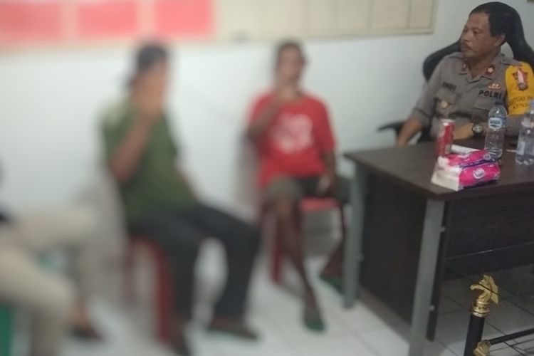 Polisi amankan pasangan sejenis saat melakukan mesum yg sempat viral di Kabupaten karimun melalui salah  satu jejaring sosial