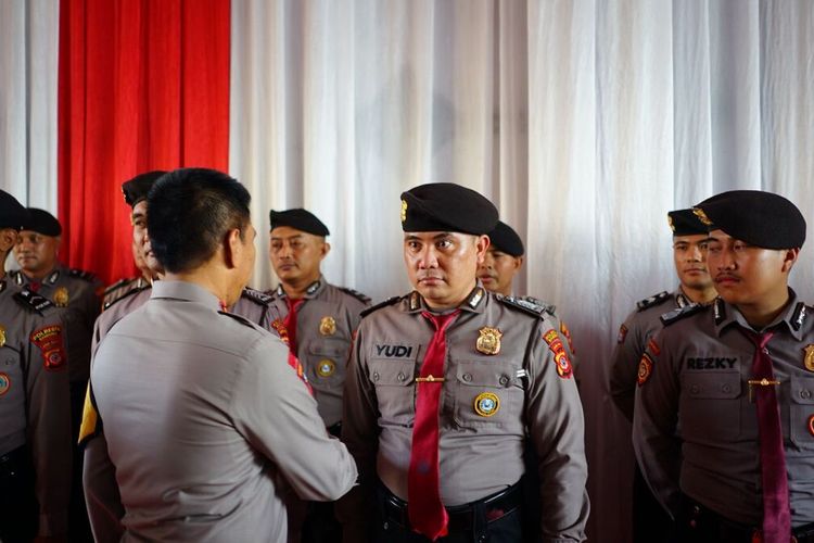 Kapolda Jawa Barat Irjen Pol Akhmad Wiyagus saat meresmikan Satuan Pengamanan Objek Vital (Sat Pam Obvit) di Mapolresta Bandung pada Kamis (26/10/2023)