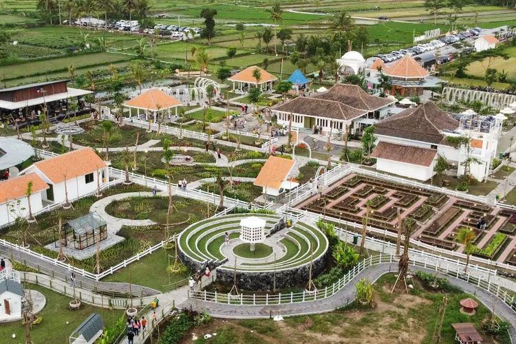 Obelix Village, tempat wisata baru di Sleman, Daerah Istimewa Yogyakarta