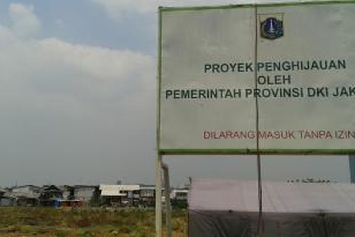 Tanah milik Pemprov DKI Jakarta atas PT Pulo Mas Jaya kini dijaga aparat keamanan gabungan guna mengantisipasi adanya warga dari Laskar Merah Putih yang kembali menduduki tanah itu.