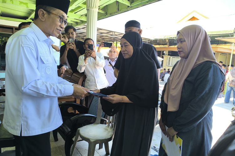 Bupati Pamekasan ke Rumah Duka ABK KM Virgo Transport 8, Harap Keluarga Tabah dan Sabar