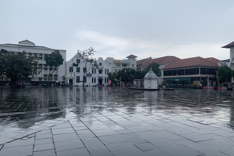 Kawasan wisata Kota Tua Jakarta, tepatnya di halaman Museum Sejarah Jakarta atau Museum Fatahillah, Kamis (29/1/2026).