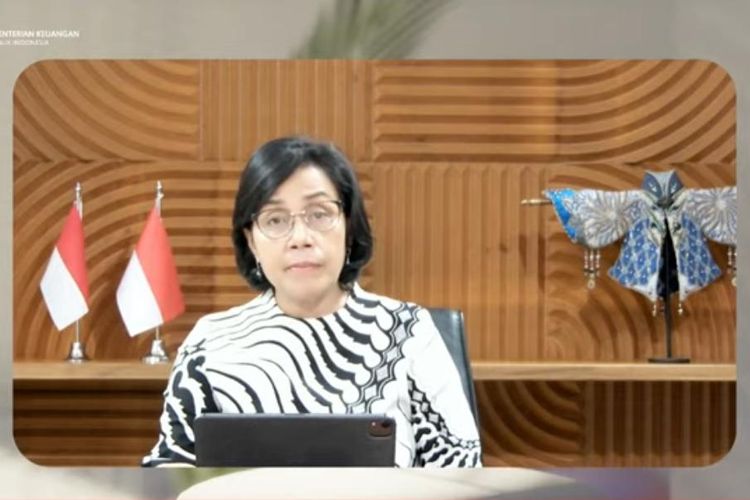 Menteri Keuangan Sri Mulyani Indrawati memaparkan porsi defisit APBN sampai November 2021 dalam konferensi pers, Selasa (21/11/2021).