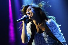 Adam Levine Ingin Bantu Biaya Pemakaman Christina Grimmie