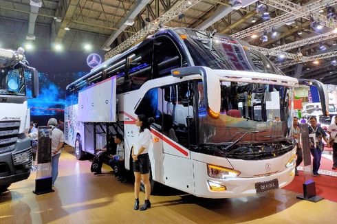 Bus Karoseri Tentrem dengan Kepala Jenong