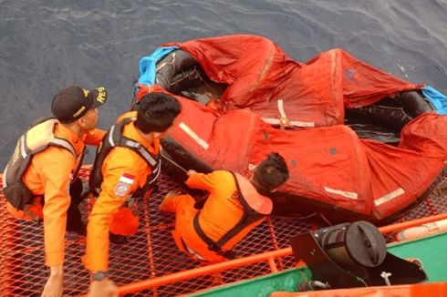 6 Penumpang Belum Ditemukan, Operasi Pencarian Kapal LCT Bora V Dihentikan