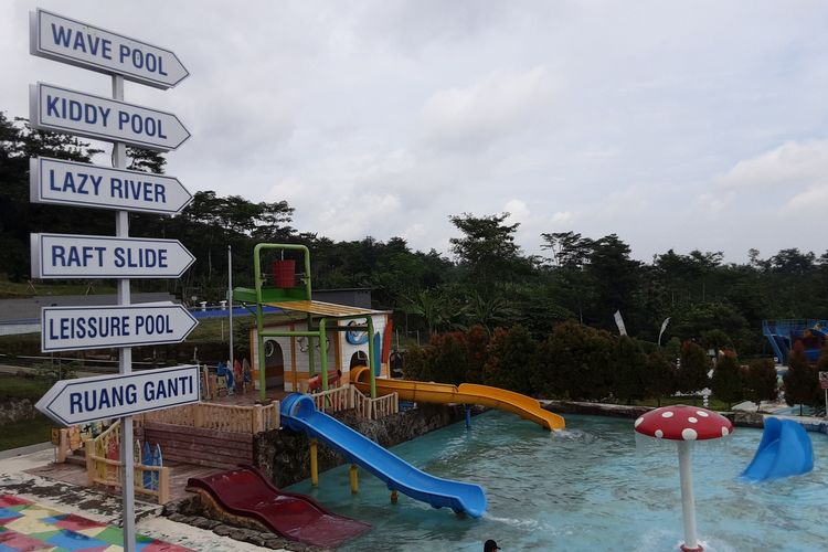 Water park, di tempat wisata Omahe Opa. KOMPAS.COM/SLAMET PRIYATIN