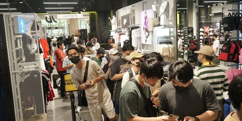 Adidas originals store kemang village south jakarta city clearance jakarta