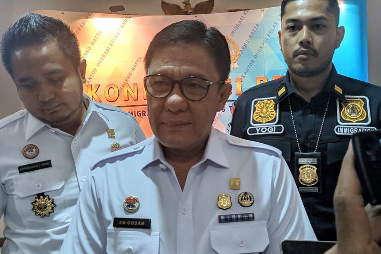 Kepala Imigrasi Kelas I TPI Bandara Soekarno-Hatta di kantornya, Rabu (4/3/2020)