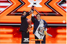 Peter Holly Juara X Factor Indonesia Season 4 