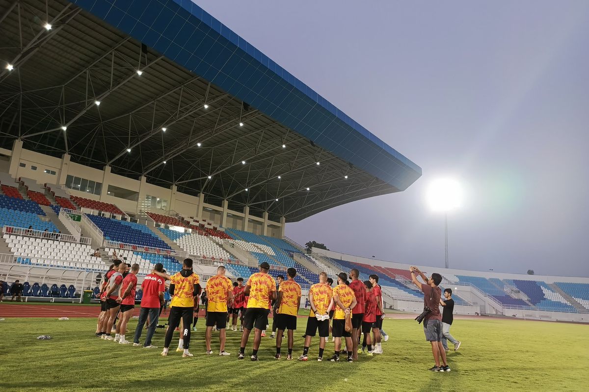 Untuk pertama kalinya usai Tragedi Kanjuruhan Arema FC latihan di Stadion Kanjuruhan Kabupaten Malang, Kamis (27/3/2024) sore.