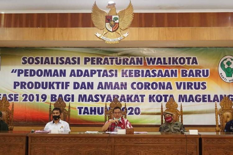 Sekda Kota Magelang Joko Budiyono saat sosialisasi Peraturan Walikota (Perwal) Nomor 30 tahun 2020 tentang Pedoman Adaptasi Kebiasaan Baru Produktif dan Aman Covid-19.