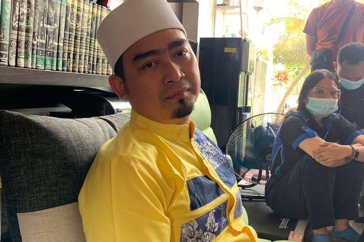 Tokoh agama Ustaz Solmed saat ditemui di kawasan Kebon Jeruk, Jakarta Barat, Rabu (6/10/2021).