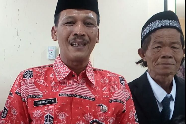 Pasangan Joni dan Isa yang tinggal di gang sempit di jalan Gedong Panjang, Kelurahan Pekojan, Tambora, Jakarta Barat akhirnya menikah pada hari ini, Jumat (7/7/2017).