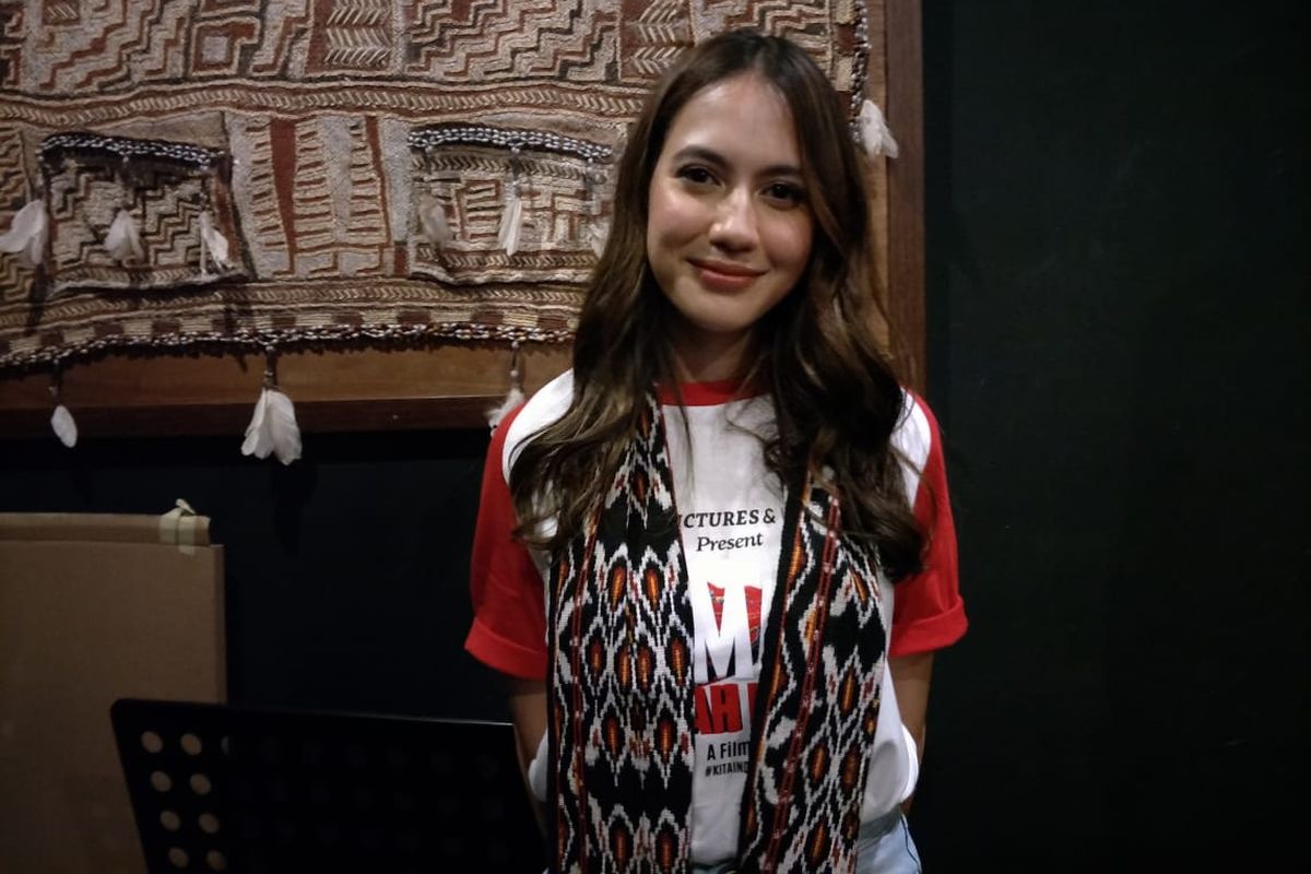 Pevita Pearce dalam jumpa pers peluncuran poster dan trailer film Rumah Merah Putih di kawasan Kemang, Jakarta Selatan, Senin (20/5/2019).