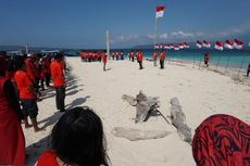 Unik, Upacara Bendera di Pulau Tabuhan Banyuwangi 