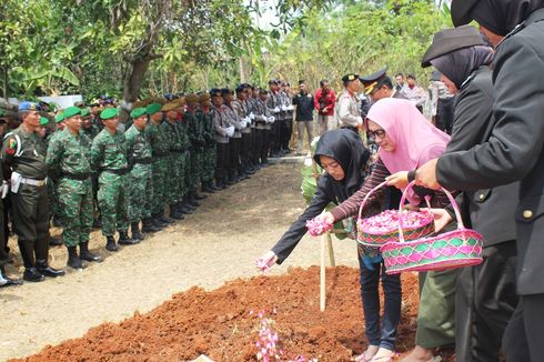 Plt Bupati Cianjur Jamin Pendidikan Putri Alm Ipda Erwin