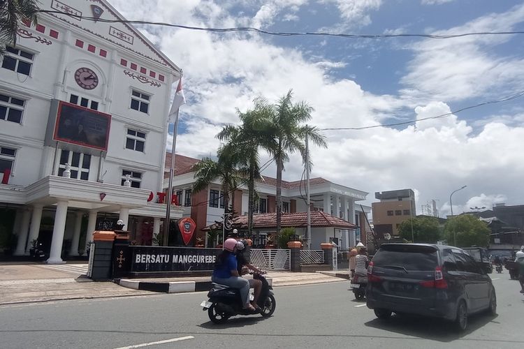 Wali Kota Ambon Sebut Lebih Dulu Terapkan WFA dan Tiap Jumat Tanpa Mobil Dinas