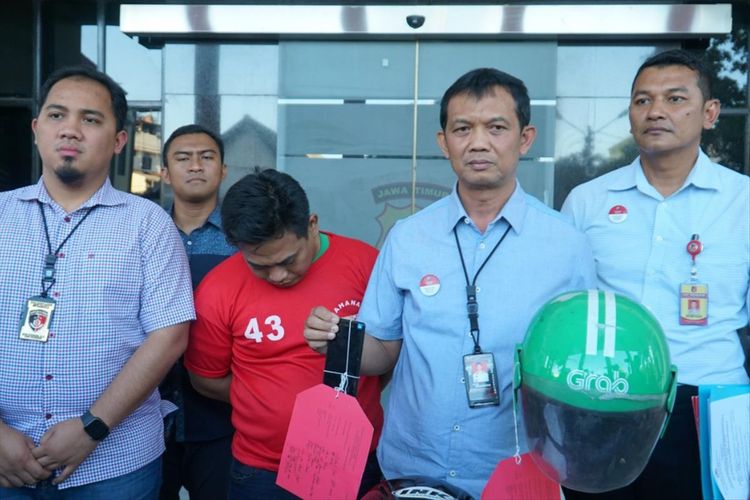 Driver Ojol yang lakukan pelecehan kepada penumpangnya diamankan polisi di Surabaya