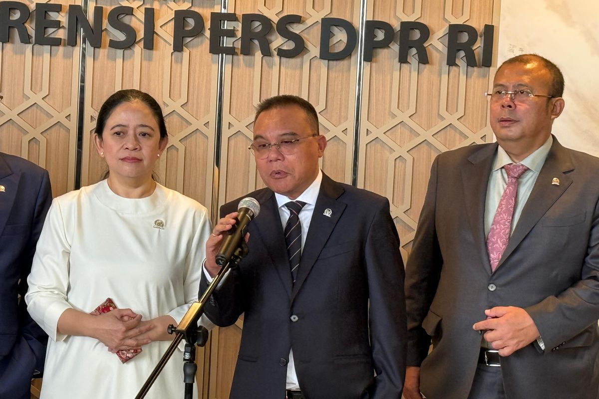 Wakil Ketua DPR Sufmi Dasco Ahmad dan Ketua DPR Puan Maharani di Gedung DPR, Senayan, Jakarta, Kamis (3/7/2025).