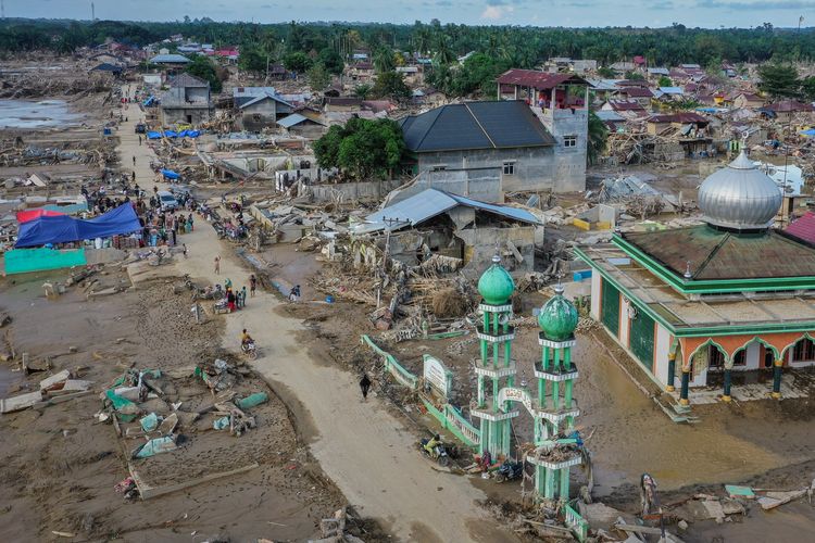 Huntap Korban Banjir Sumatera Harus Aman, Dekat Sekolah dan Rumah Sakit