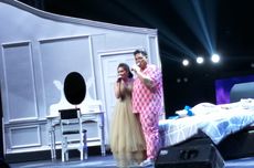 Tiba-tiba Muncul di Konser Ivan Gunawan, Ayu Ting Ting dapat Kecupan