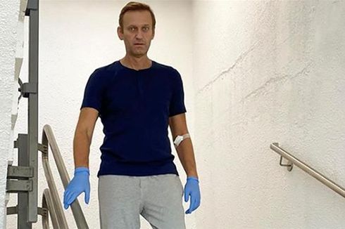 Kritikus Kremlin, Navalny Unggah Foto Turun Tangga di Instagram Setelah Sadar dari Koma