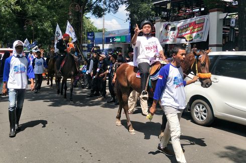 Hadiri Kampanye Prabowo di Solo, Pendukung Prabowo Pilih Berkuda