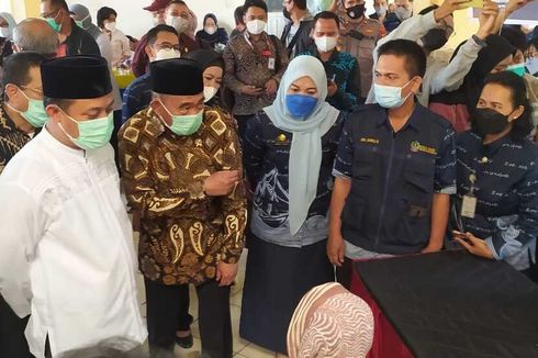 Tinjau Vaksinasi di RS Jiwa Dadi Makassar, Muhadjir Effendy Ungkap soal Kelangkaan Vaksin