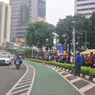 Warga Padati Kawasan Bundaran HI, Hendak Nonton Parade Kendaraan Tempur Milik TNI