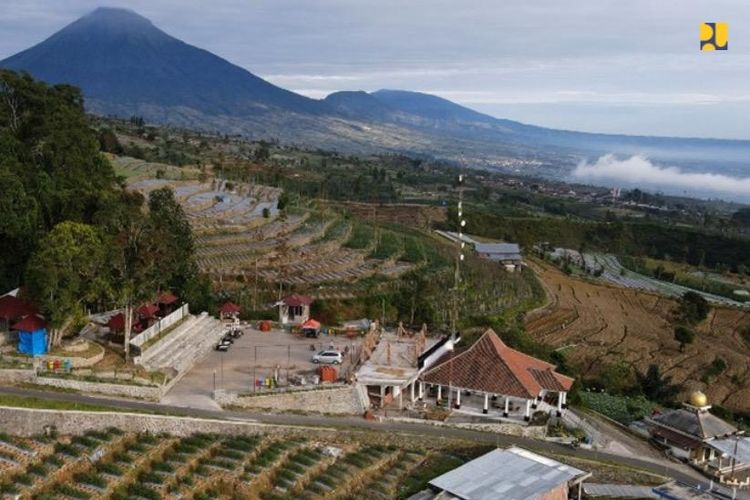 Makam Makukuhan, Kabupaten Temanggung, Provinsi Jawa Tengah.