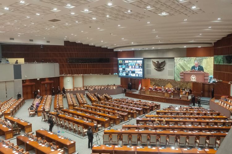 Suasana rapat paripurna DPR penutupan masa sidang, Kamis (13/4/2023).