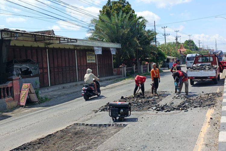 Kenapa Banyak Jalan di RI Cepat Rusak?