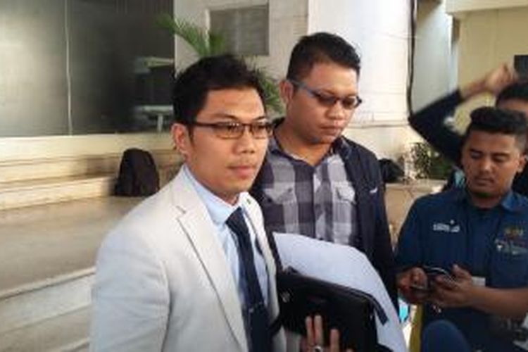 Dedy J Syamsudin, kuasa hukum Komisioner Komisi Yudisial Taufiqurrahman Syahuri, di Gedung Bareskrim Polri, Kamis (1/10/2015).