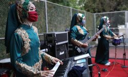 Lewat Panggung Kahanan, Ganjar Pranowo Galang Dana untuk Seniman